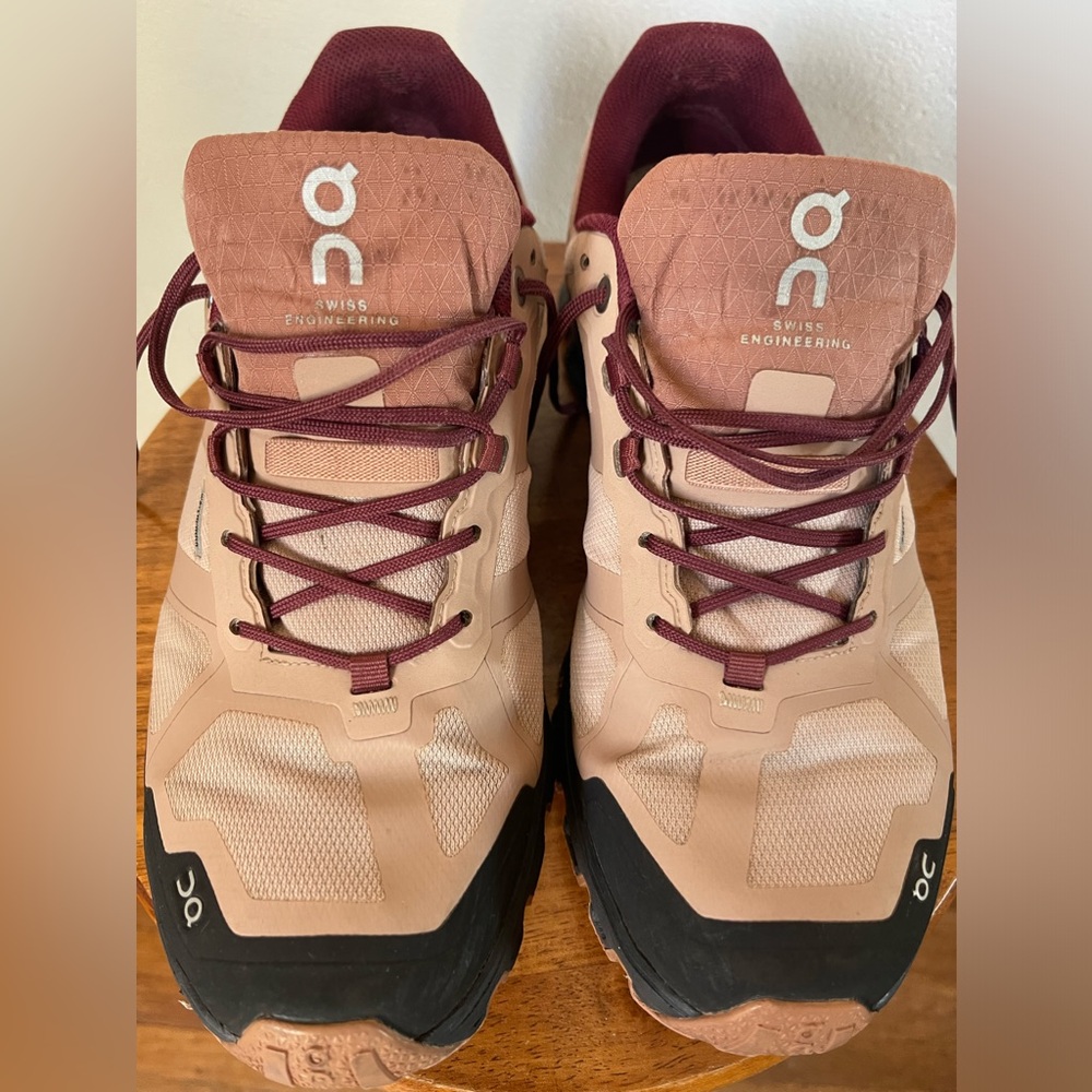 On Cloud Clouventure waterproof Trail running shoes